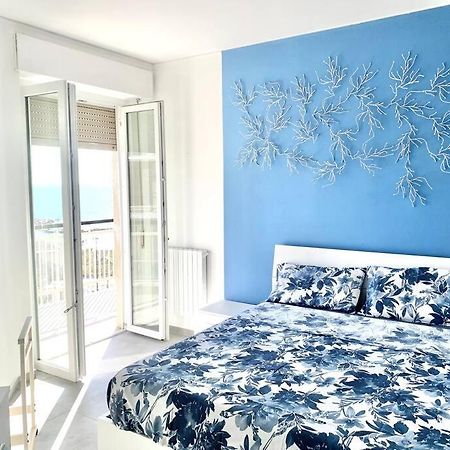 10 Min. Da Sanremo Appartamento Vista Mare Таджа Экстерьер фото
