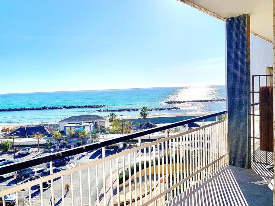 10 Min. Da Sanremo Appartamento Vista Mare Таджа Экстерьер фото