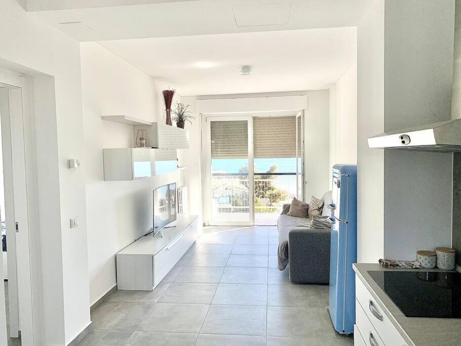 10 Min. Da Sanremo Appartamento Vista Mare Таджа Экстерьер фото